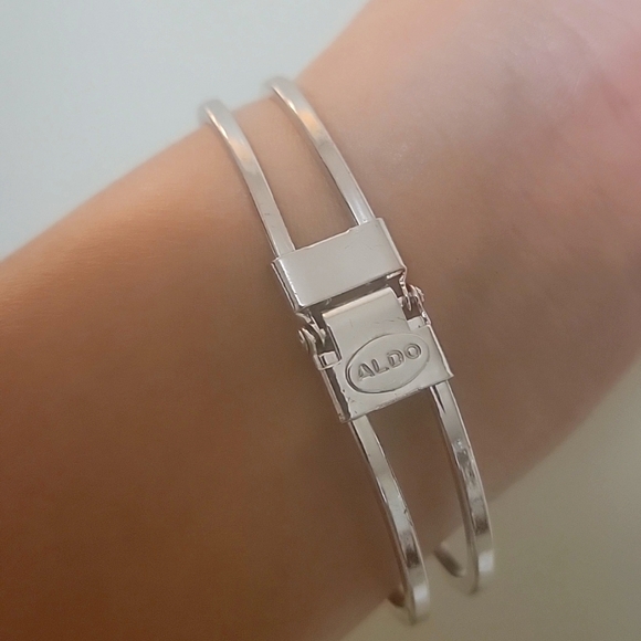 🏷ALDO BRACELET/BANGLE W/ 2 LEAF pink stone  studded silvertoned Hinged bracelet - Picture 5 of 10